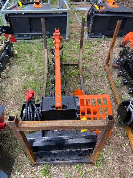 2025 GIYI Unused GY-X39F Mini Skid Steer Trencher