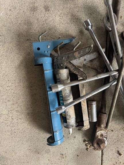 Lot - Tools - Jacks, Caulk Gun, Wrenches