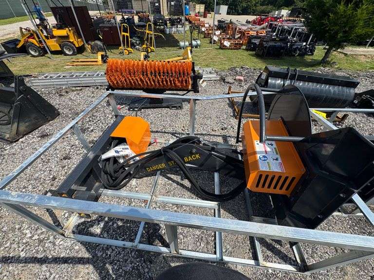 2025 Landhonor Unused ABC-13-125A Skid Steer Articulating Brush Cutter