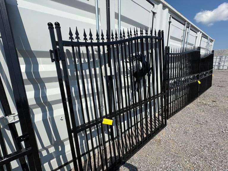 2025 Miva Unused Decorated Entrance Gates