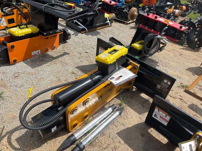 2025 Wolverine Unused CB-11-750F Skidsteer Hydraulic Breaker