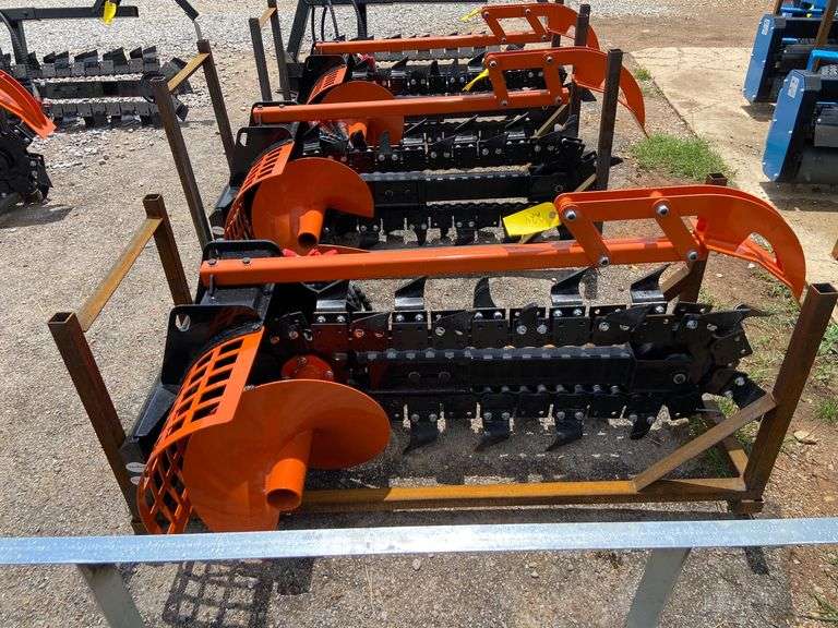 2025 GIYI Unused GY-X39F Mini Skid Steer Trencher
