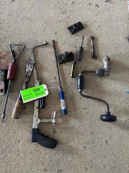 Lot - Assorted Tools