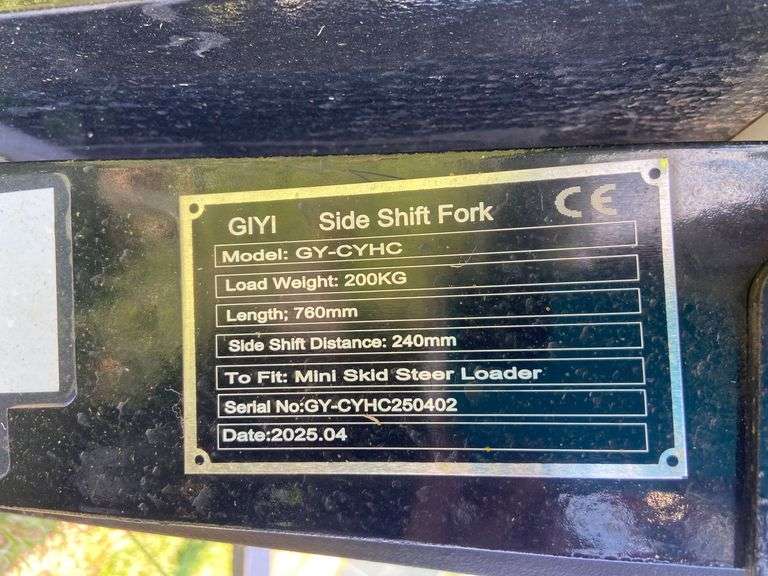2025 GIYI Unused GYD-CYHC  Mini Skid Steer Side Shift Fork