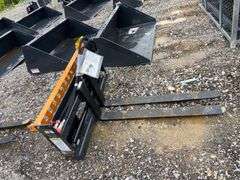 2025 Wolverine Unused PFA-11-3300G Skidsteer Hydraulic Adjustable Pallet Forks