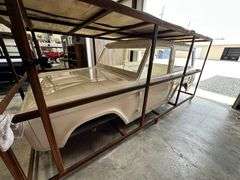 1966-1977 NEW Bronco Body - Diamond Blue  w/Whimbleton White Top