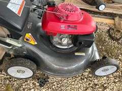 Honda HRR216 Self Propelled RWD 4 Cycle Gas Lawnmower