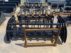 2025 GIYI Unused GY-CLG72C Skid Steer Curved Log Grabber
