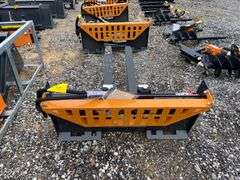 2025 Wolverine Unused PFA-11-3300G Skidsteer Hydraulic Adjustable Pallet Forks