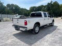 2013 Ford F-250 Super Duty Lariat 4x4 Pickup