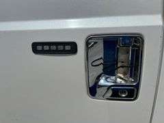 2013 Ford F-250 Super Duty Lariat 4x4 Pickup