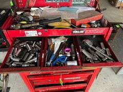 Snap-On Rolling Tool Box with Contents