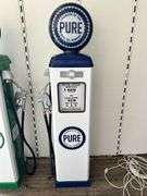 Pure Reproduction gas pump with glass globe