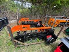 2025 GIYI Unused GY-X39F Mini Skid Steer Trencher