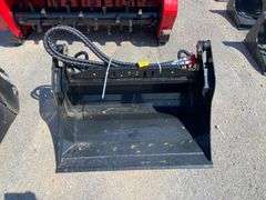 2025 GIYI Unused GY-XKH39F Mini Skid Steer 4 in 1 Bucket