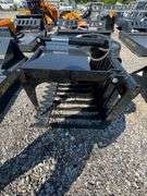 2025 GIYI Unused GY-HWG44C Mini Skidsteer Hollow Wood Grabber