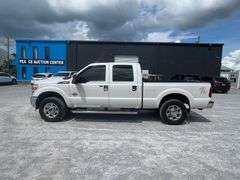 2013 Ford F-250 Super Duty Lariat 4x4 Pickup