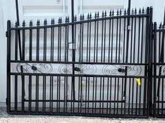 2025 Miva Unused Decorated Entrance Gates
