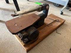 AMT 4600 Scroll Saw