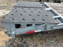 2024 Rawmaxx 40' Tandem Axle Gooseneck Trailer