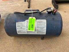 Campbell Hausfeld 7 Gal Air Tank