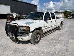 2006 GMC Sierra Pickup