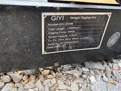 2025 GIYI Unused GY-ZWB Mini-Skidsteer Straight Digging Arm