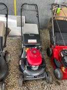 Honda HRT216 Self Propelled RWD 4 Cycle Gas Lawnmower