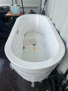 Woodbridge Free Standing Bathtub - Cracked