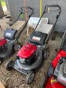Honda HRT216 Self Propelled RWD 4 Cycle Gas Lawnmower