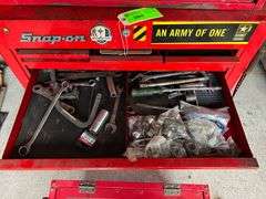 Snap-On Rolling Tool Box with Contents