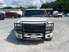 2006 GMC Sierra Pickup