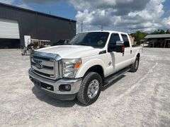 2013 Ford F-250 Super Duty Lariat 4x4 Pickup