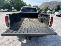 2006 GMC Sierra Pickup