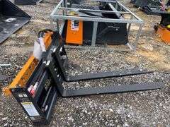 2025 Wolverine Unused PFA-11-3300G Skidsteer Hydraulic Adjustable Pallet Forks