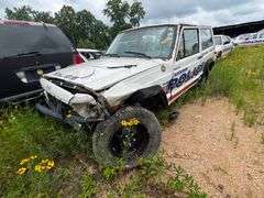 1996 Jeep Cherokee - Wrecked - No Title, for Parts