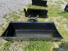 2025 GIYI Unused 3T 32" Hydraulic Tilt Bucket