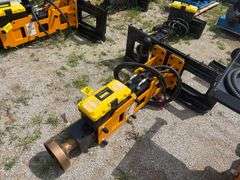 2025 GIYI Unused 680 Skidsteer Post Driver