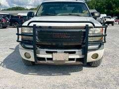 2006 GMC Sierra Pickup