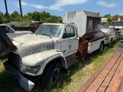 1997 Ford F-700 Sewer Truck