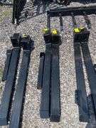 2025 Wolverine Unused TF2-66-4000G Adjustable Clip-on Pallet Fork