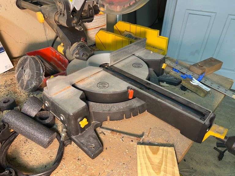 Chicago Electric 10" Sliding Compound Miter Saw