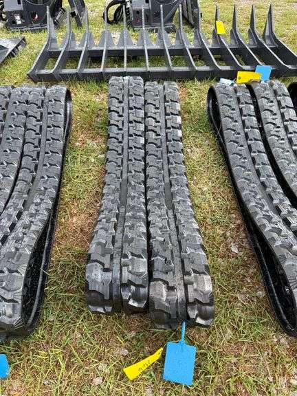 2025 Youert Unused Tracks - Pair image