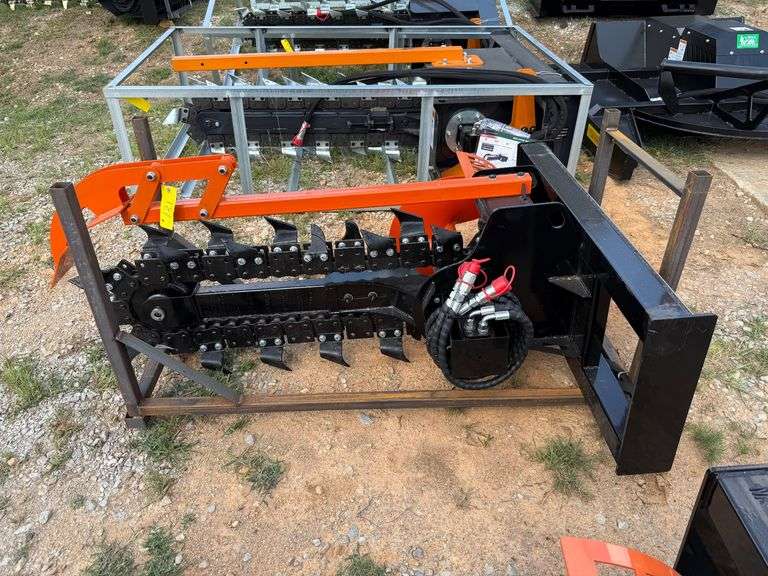 2025 GIYI Unused GY-D39F Skidsteer Trencher image