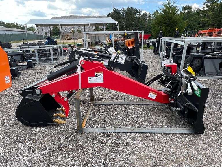 2025 Raytree Unused RMDB82 Skidsteer 82in E-Z Digger Backhoe image