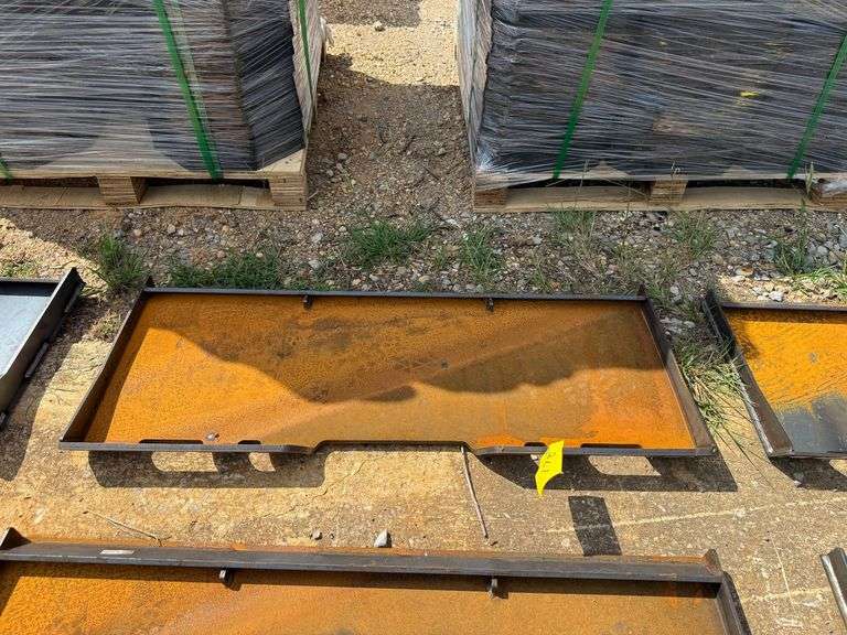 2025 Wolverine Unused QMP2-16-12T Skidsteer Plate image