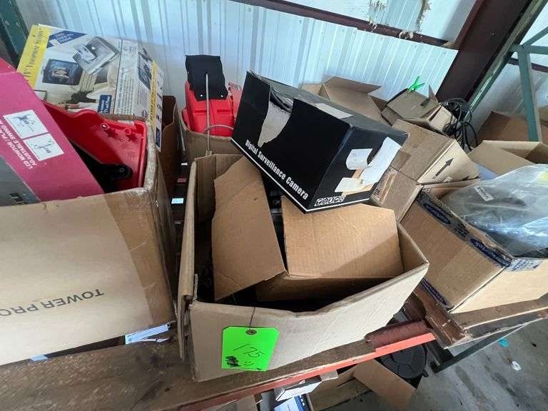 (2) Pallets of misc reel parts and wire