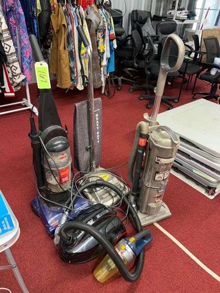Lot of Vaccuum Cleaners