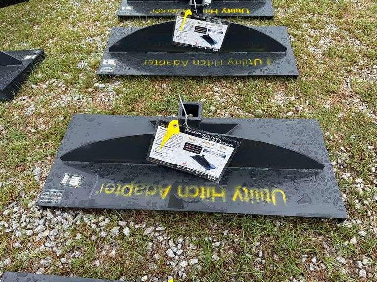 2025 Landhonor Unused UHA-16-3000G Skidsteer Universal Hitch Adapter image