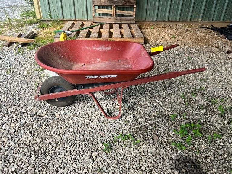 Wheelbarrel image